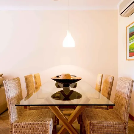 Holiday home Amazing With Pool • 2 Bed, Wifi, Golf B2 Quarteira